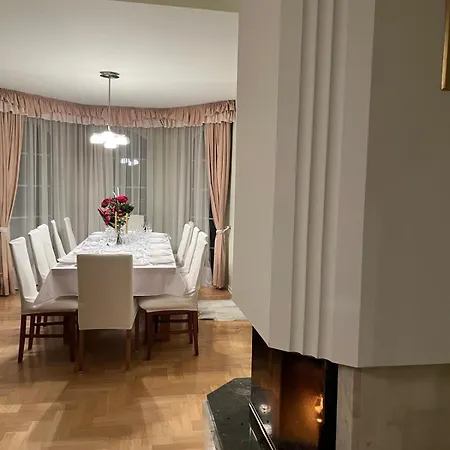 Villa B-willa Basen & Jacuzzi, Sauna Slopnice