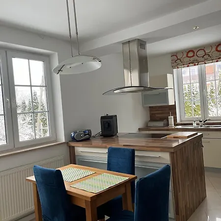 B-willa Basen & Jacuzzi, Sauna * Slopnice