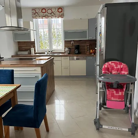 B-willa Basen & Jacuzzi, Sauna