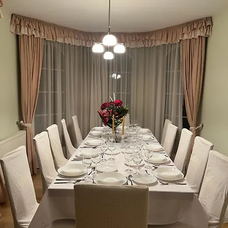 B-willa Basen & Jacuzzi, Sauna * Slopnice