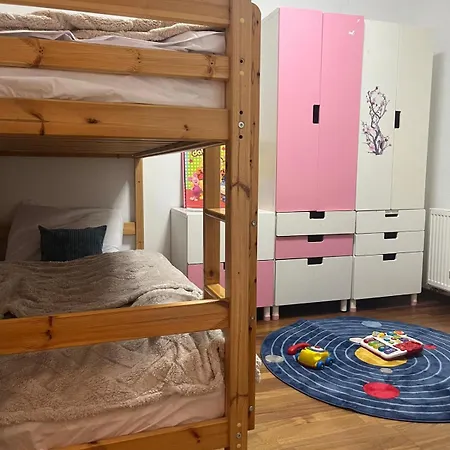 B-willa Basen & Jacuzzi, Sauna Villa Slopnice