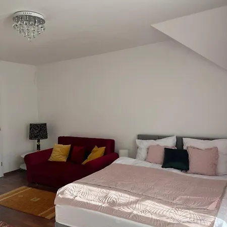 Villa B-willa Basen & Jacuzzi, Sauna Slopnice