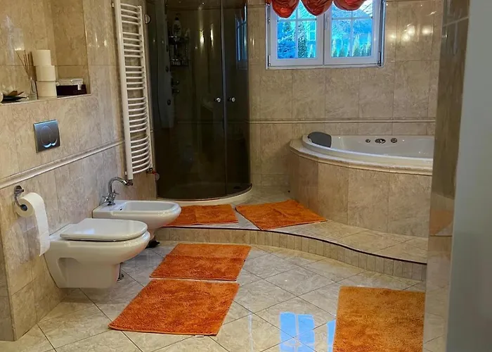 B-willa Basen & Jacuzzi, Sauna Slopnice