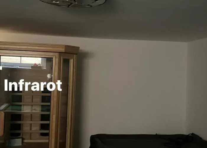 B-willa Basen & Jacuzzi, Sauna Villa