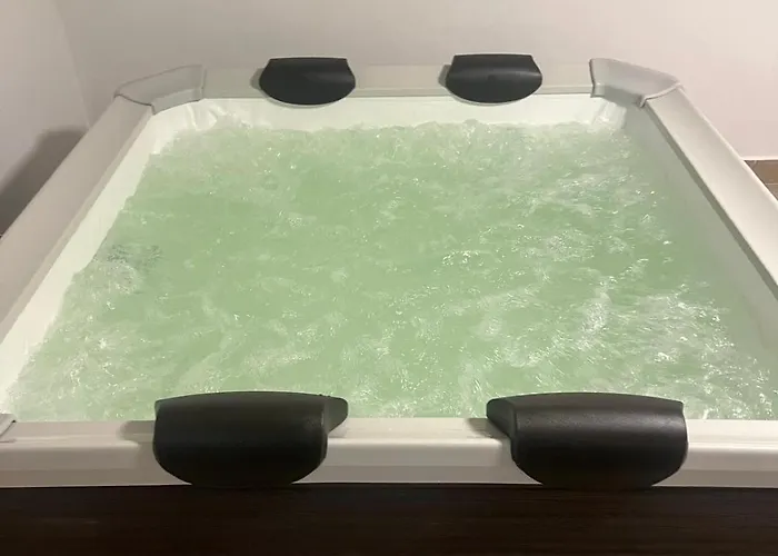 B-willa Basen & Jacuzzi, Sauna